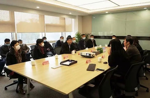 上海市副市长陈群一行莅临上A黄金甲集团视察调研