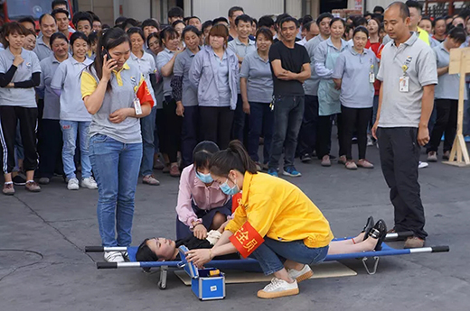 上A黄金甲2019年上半年消防演习现场